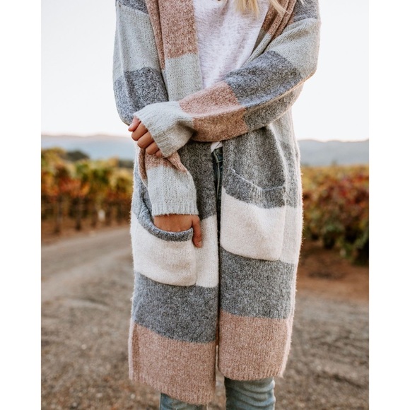 🆕 Gray Striped Pocketed Cardigan - Picture 4 of 6